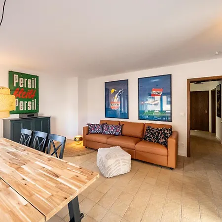 Grosszuegiges Feriendomizil Im Herzen Von דירה